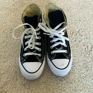 converse high tops women’s 6